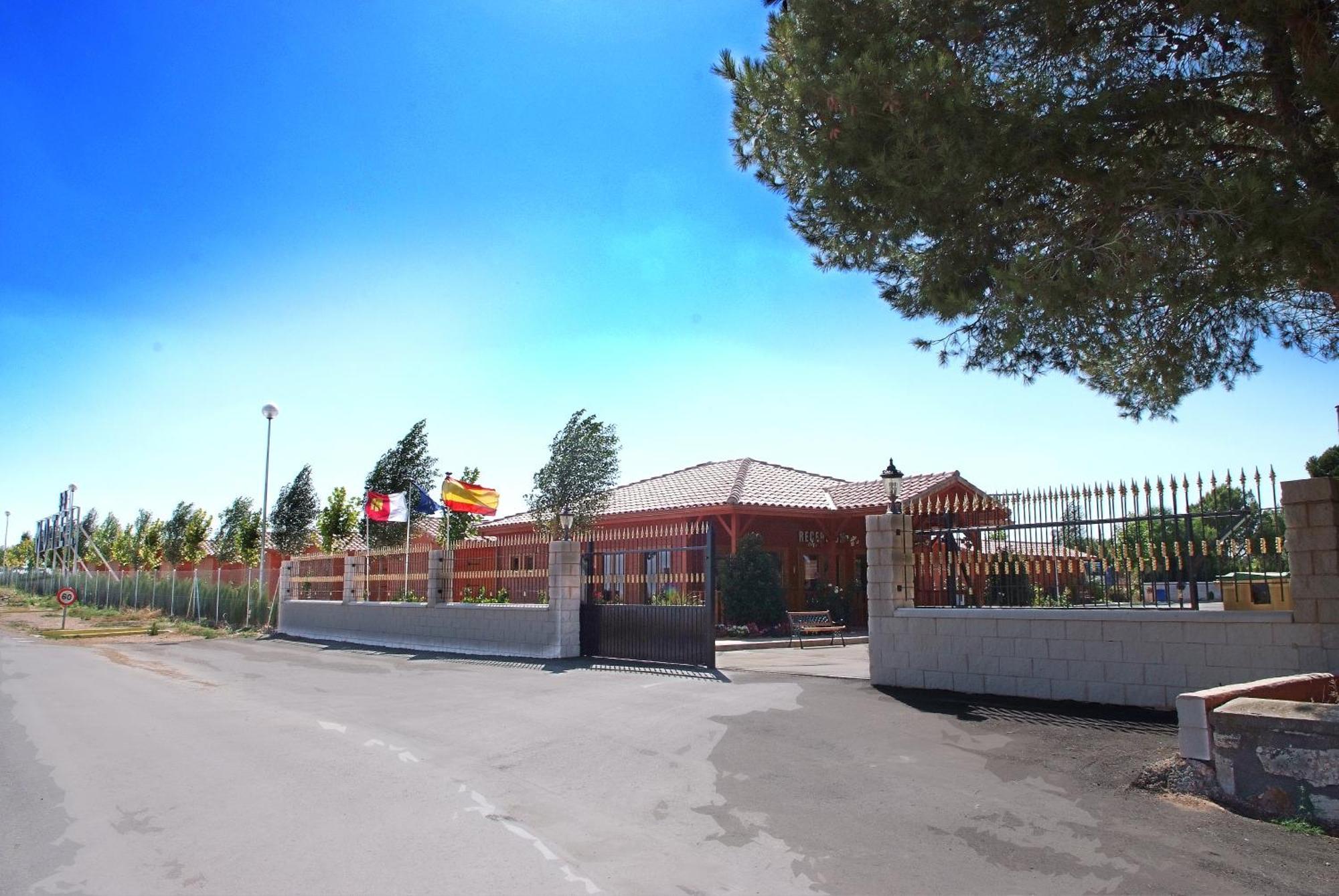 Motel San Isidro Villarrubio Экстерьер фото